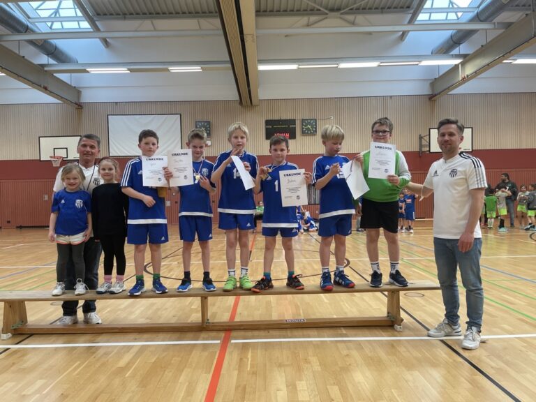 Minis: Endlich wieder Minihandball – Großes Miniturnier in der Kleinostheimer Schulturnhalle