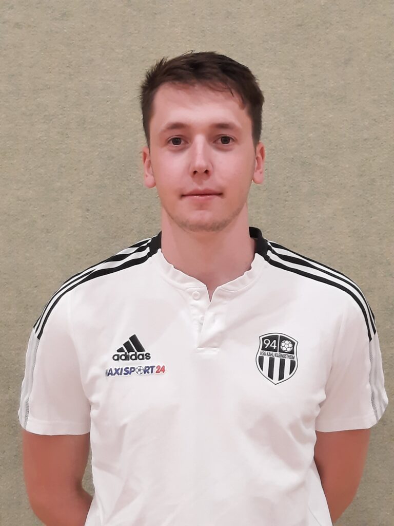 Herren: Philipp Strunk vierter Neuzugang bei den blau-weißen