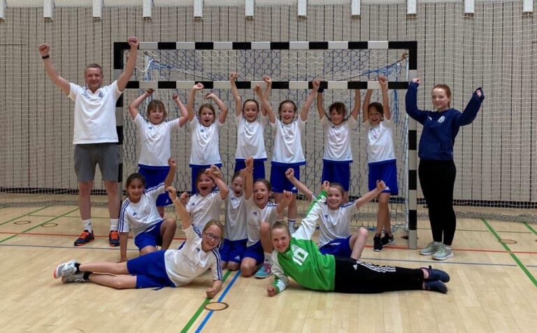 Weibl. E-Jugend: Weibliche E-Jugend gewinnt das 1. Heimspiel des Jahres deutlich!