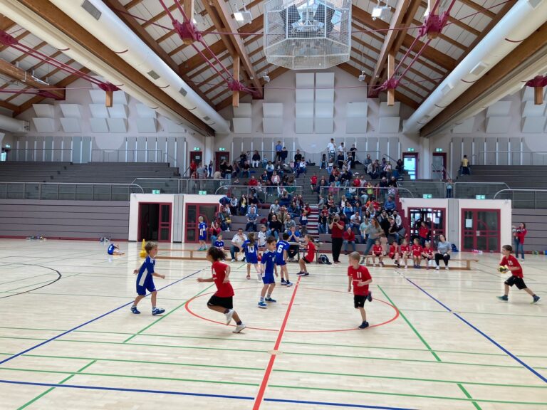 Minis Kleinostheim: Heimturnier in der Maingauhalle