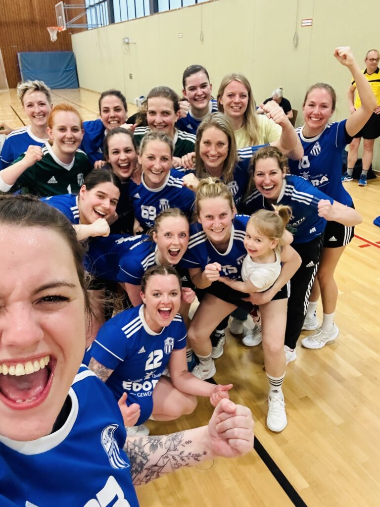 Damen: Sieg im letzten Spiel