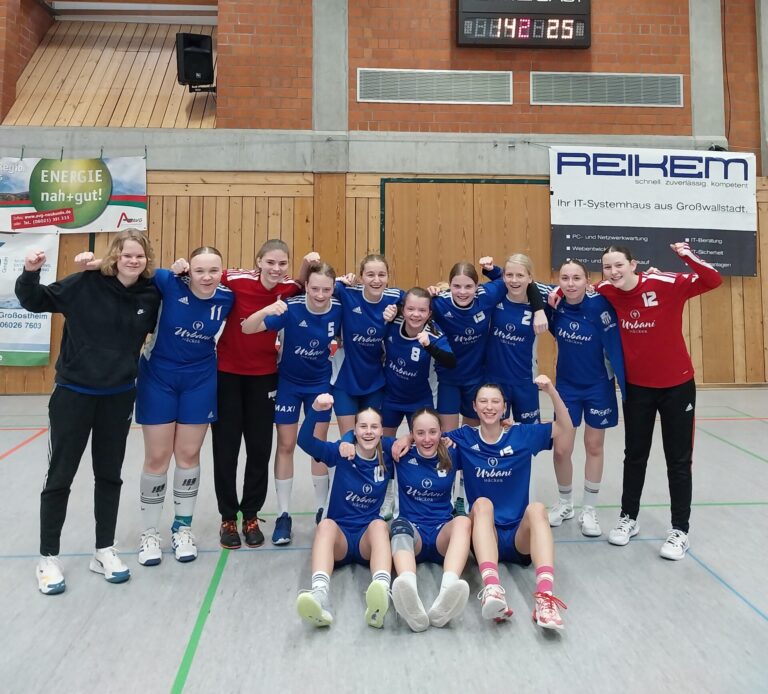 Gemeinsames Training der weiblichen D und B Jugend