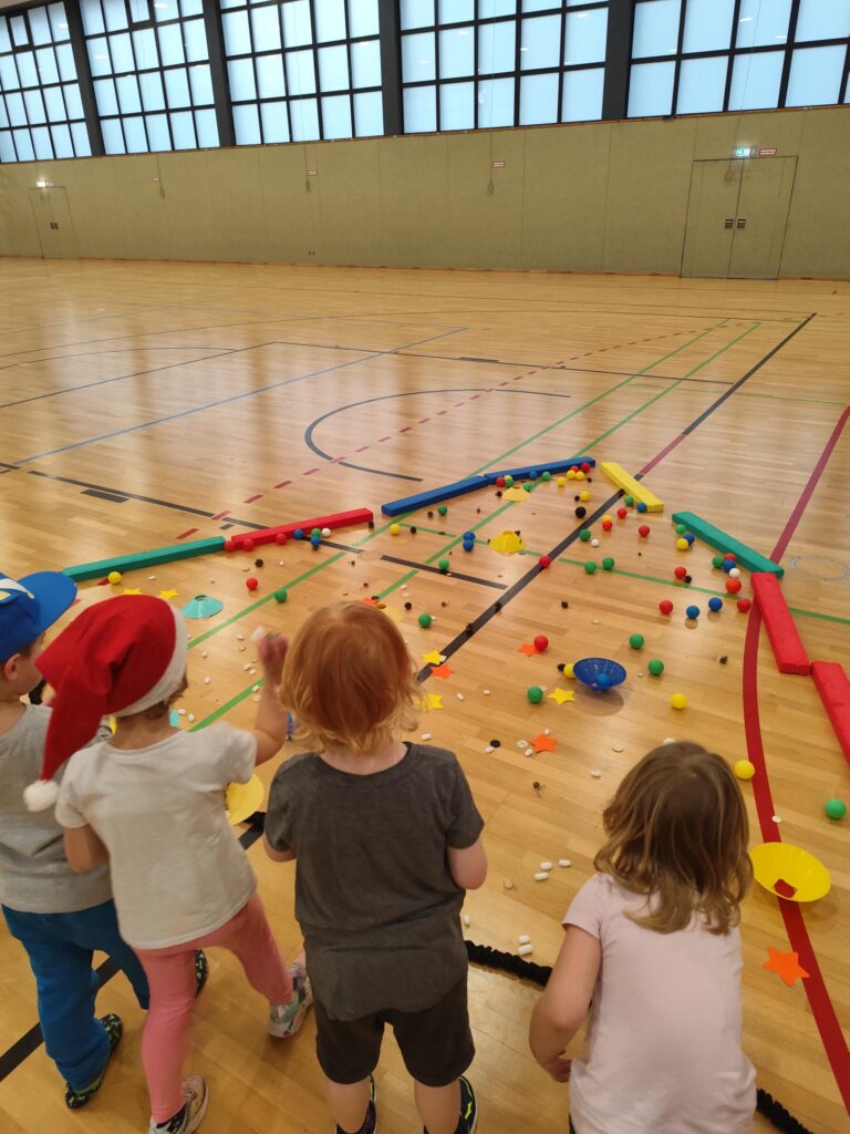 Ballspielgruppe Kahl: Weihnachtstraining