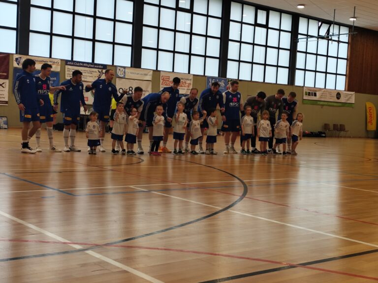 Ballspielgruppe Kahl: Einlaufkids beim Handballspiel – ein unvergesslicher Sonntag