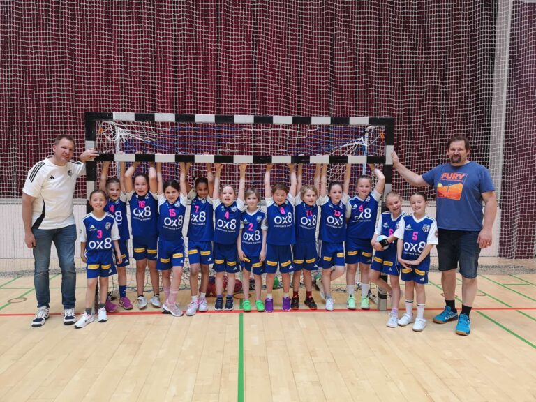 Weibl. E-Jugend: Neu formiertes Team gewinnt ihr erstes Qualifikationsspiel am Muttertag