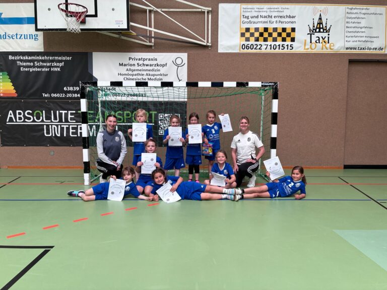 Mini Anfänger: Erstes Mädchen-Turnier